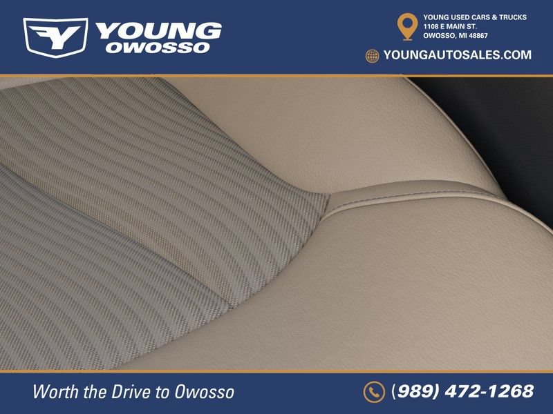 Used 2019 Buick Envision Preferred FWD image 16