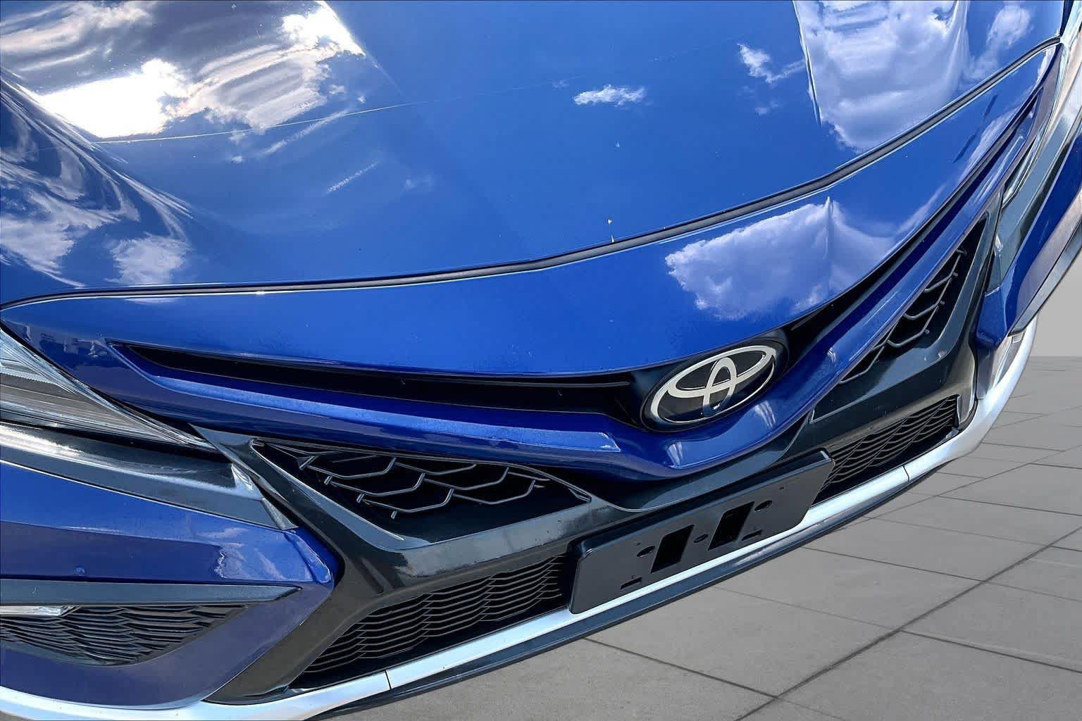 Used 2023 Toyota Camry XSE FWD image 29