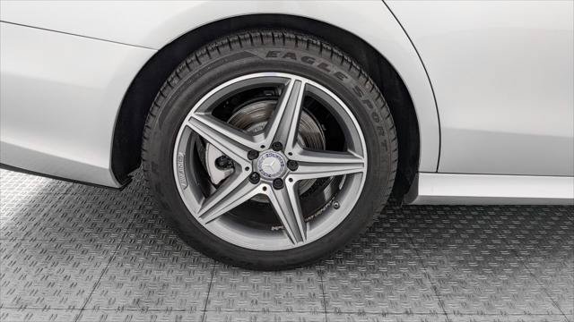 Used 2017 Mercedes-Benz E 300 4MATIC image 39
