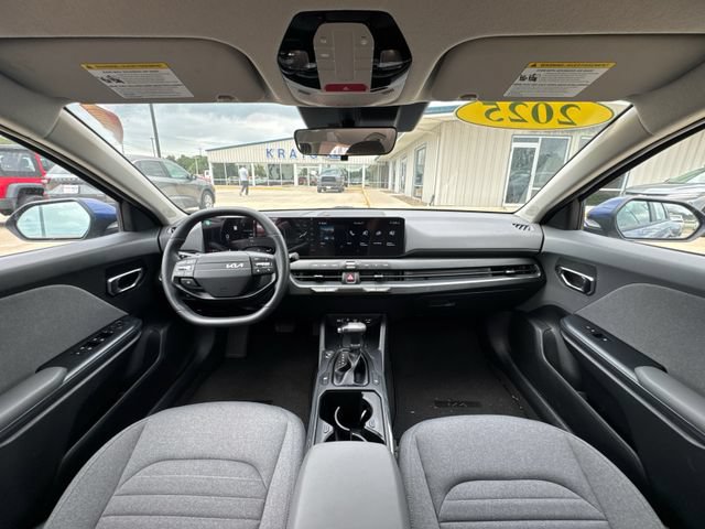 Used 2025 Kia K4 EX FWD image 22