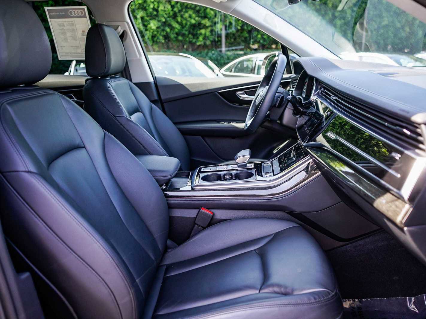 Used 2023 Audi Q7 Premium Plus w/ Premium Plus Package image 16