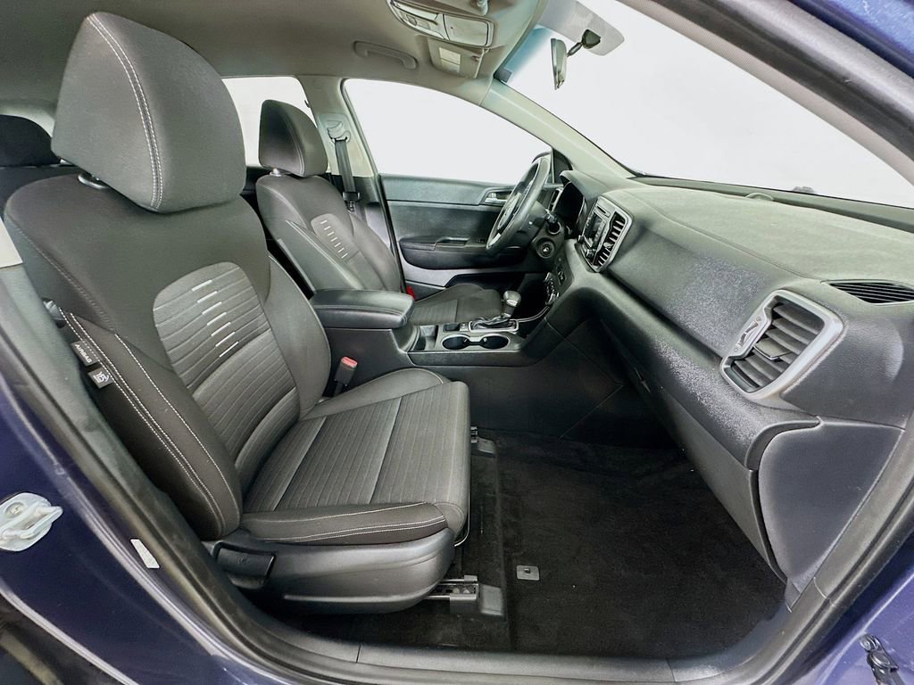 Certified 2017 Kia Sportage LX w/ LX Popular Package image 6
