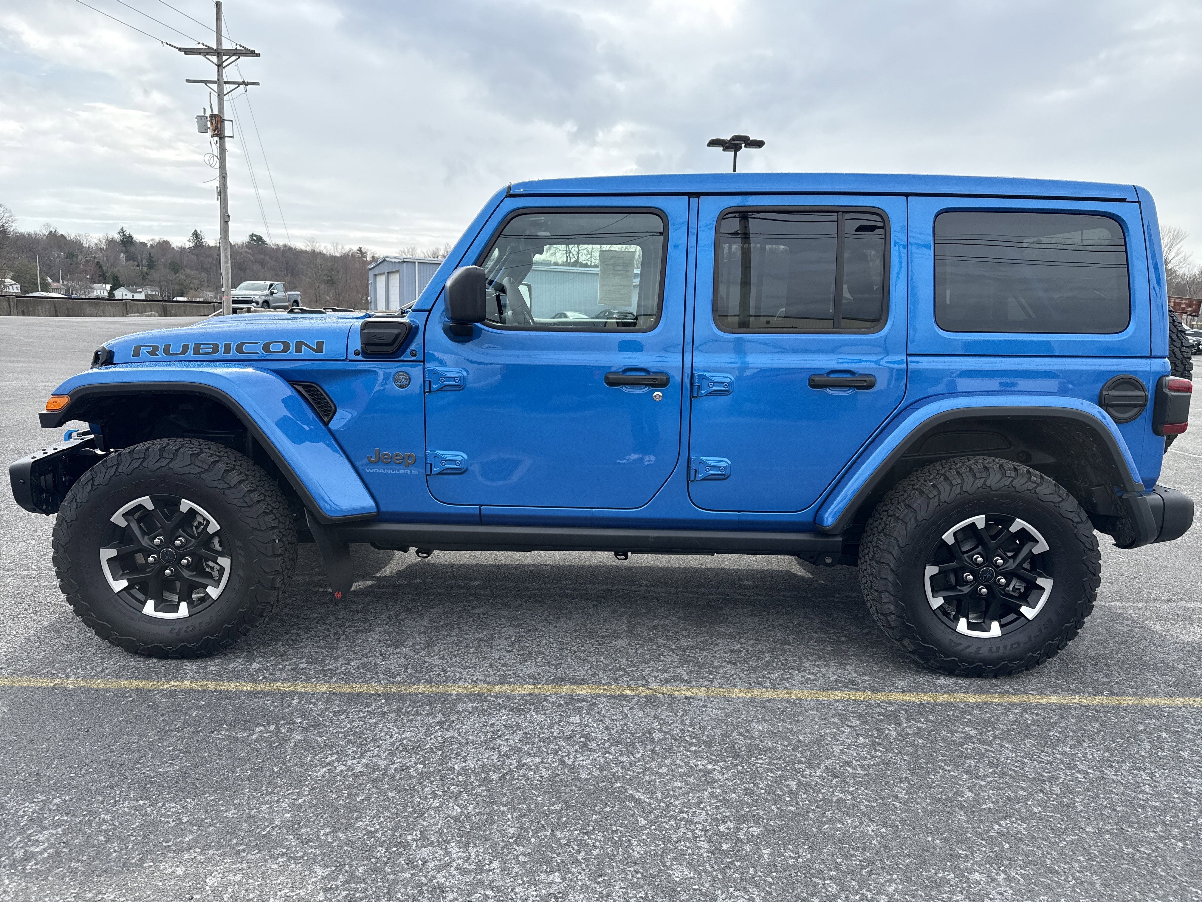 Used 2024 Jeep Wrangler Unlimited Rubicon 4xe image 8