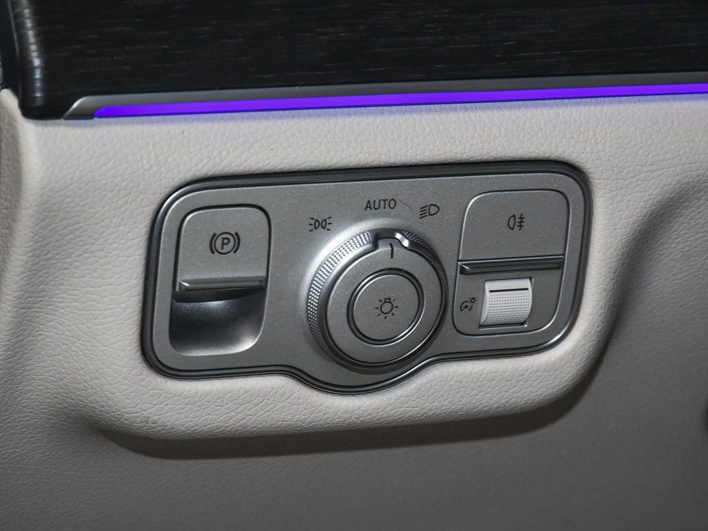 Used 2025 Mercedes-Benz GLE 450e GLE 450e w/ AMG Line Exterior image 20