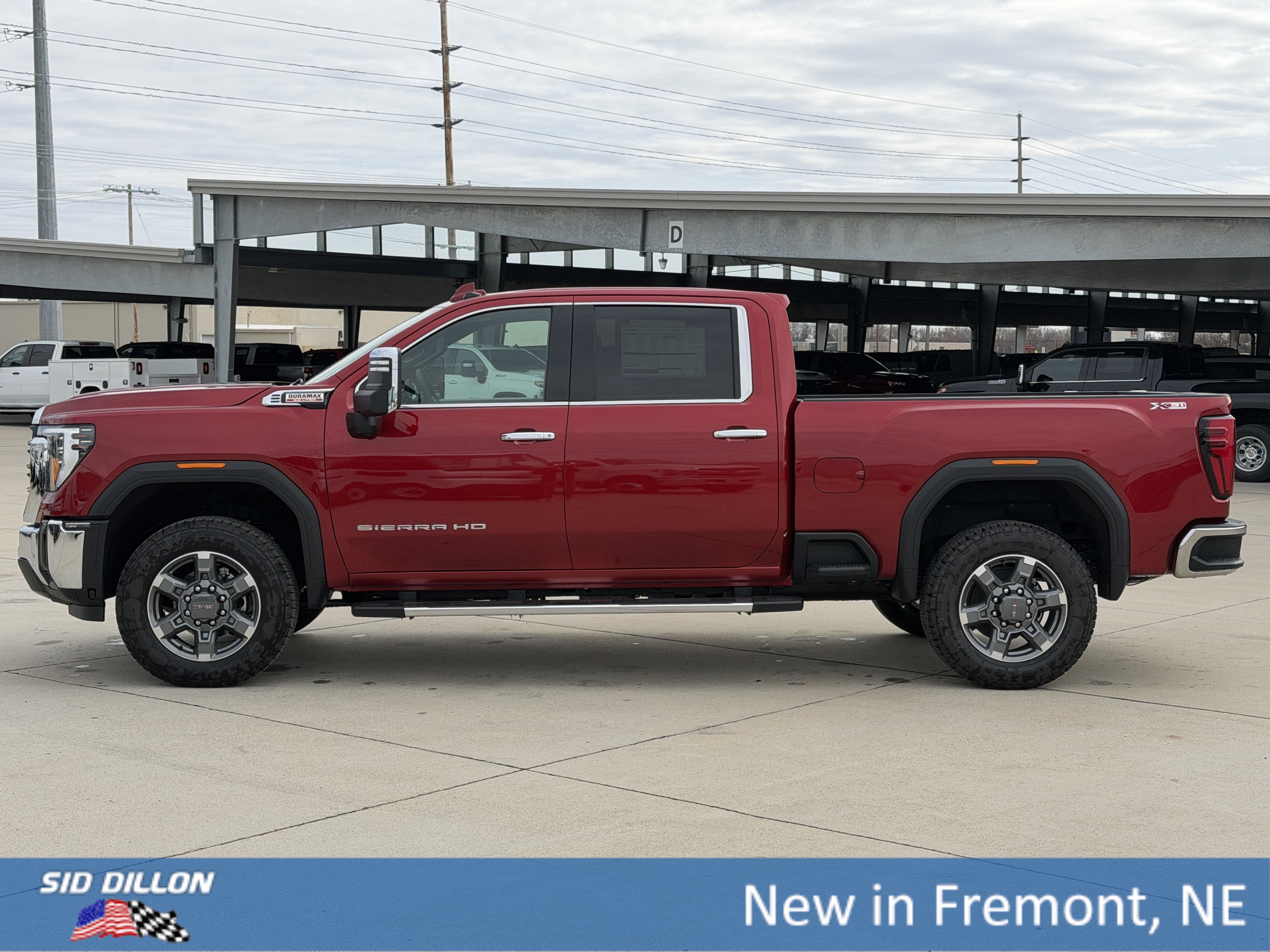 New 2026 GMC Sierra 2500 SLT w/ SLT Premium Package AWD/4WD image 7