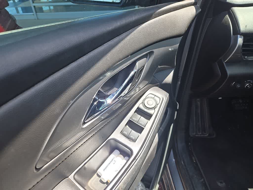 Used 2019 Chevrolet Traverse LS FWD image 10