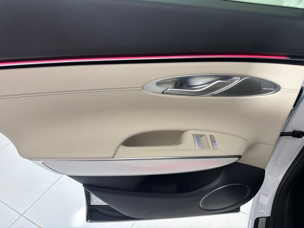 New 2027 Genesis GV70 2.5T Advanced AWD/4WD image 22