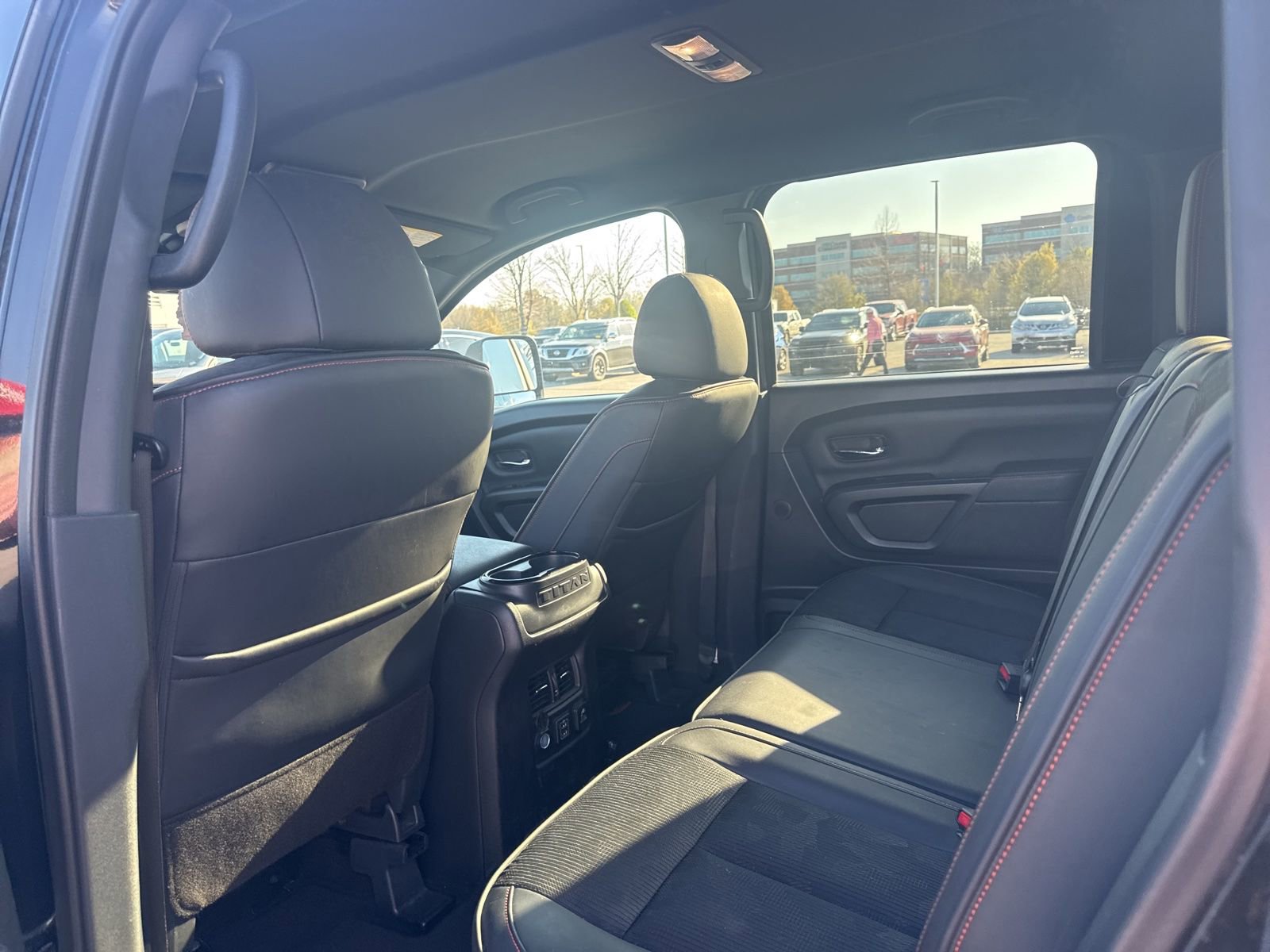 Used 2023 Nissan Titan PRO-4X image 12