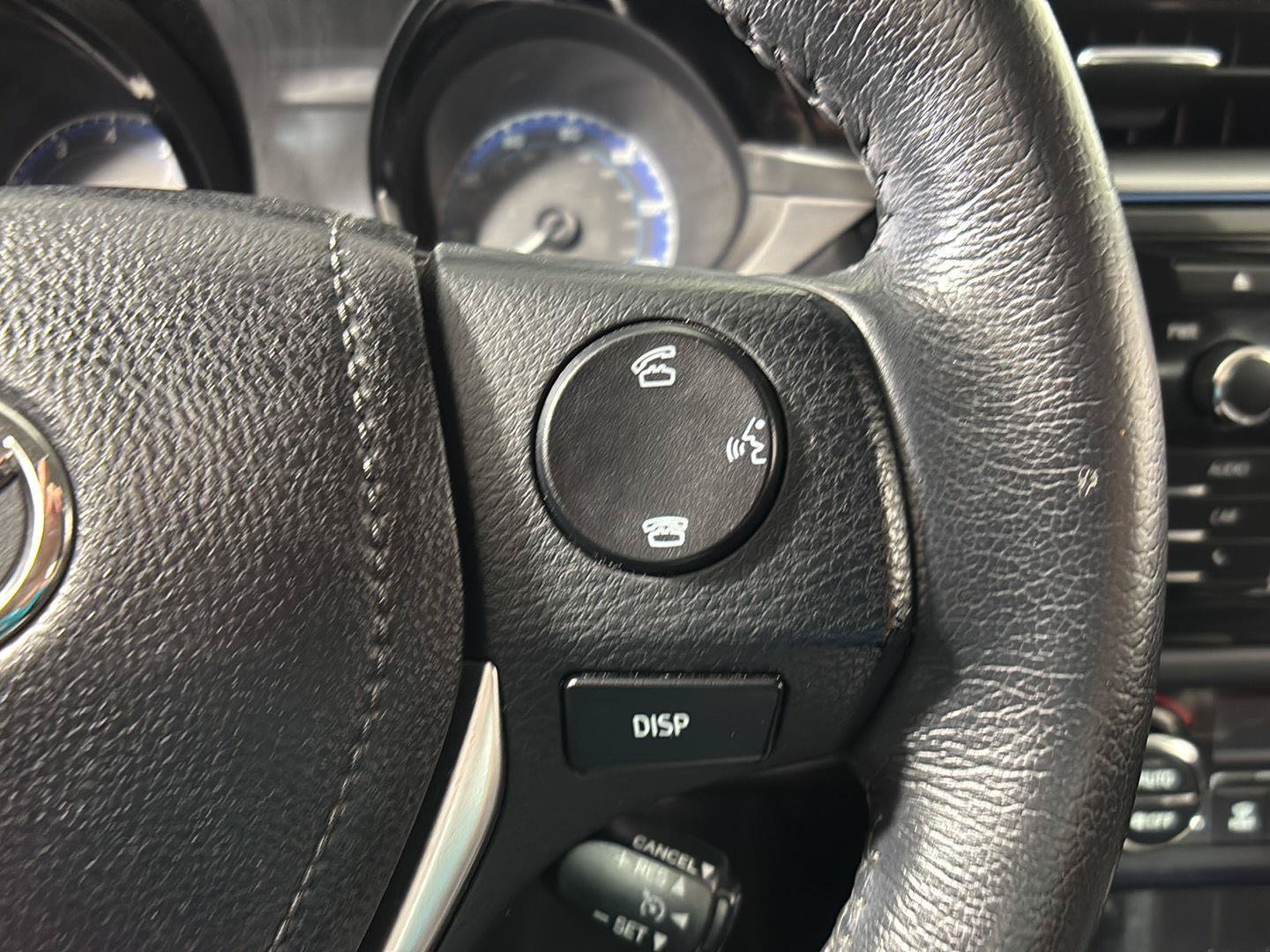 Used 2015 Toyota Corolla S FWD image 33