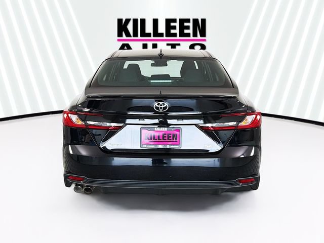 Used 2025 Toyota Camry SE FWD image 6