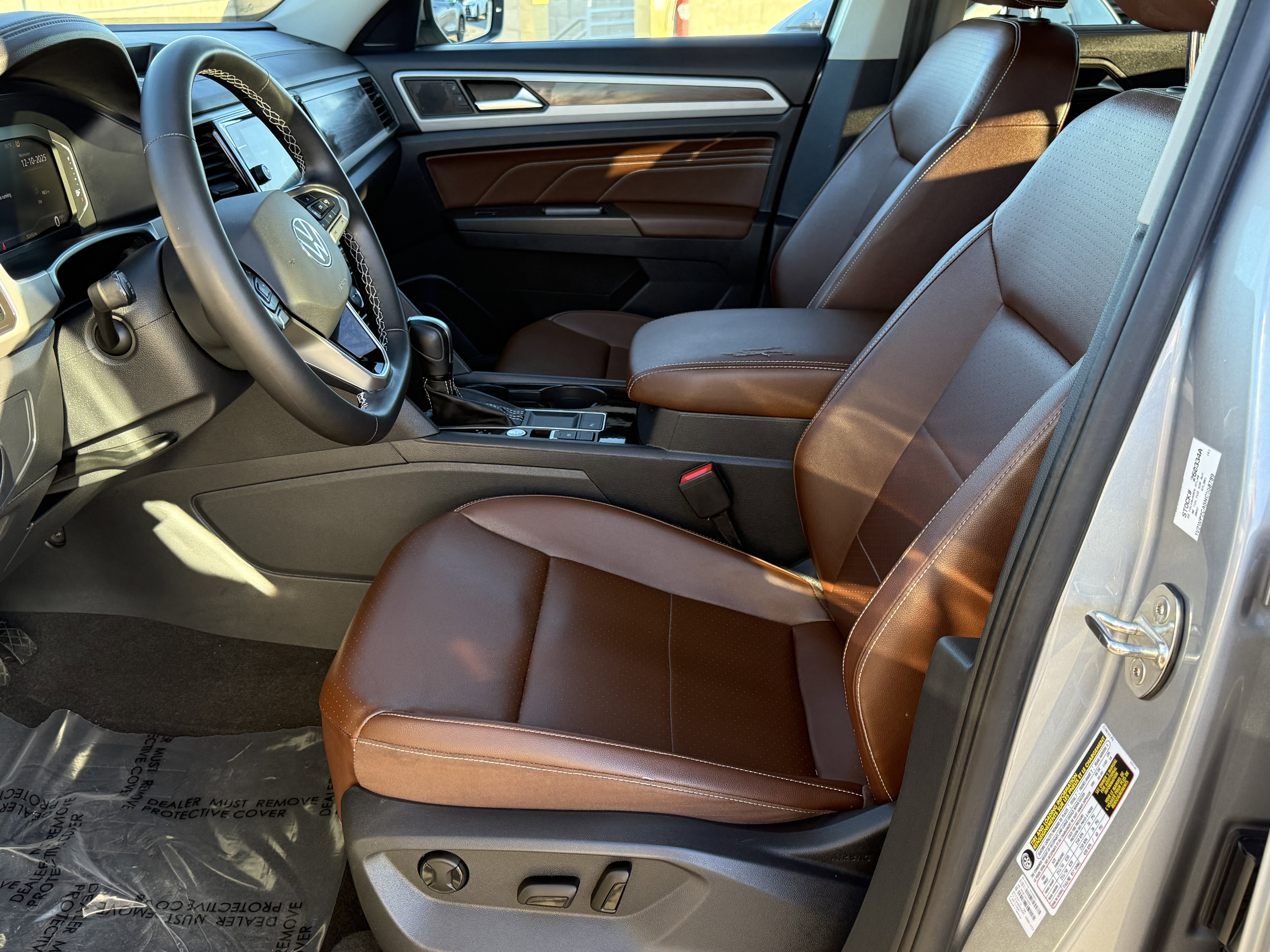 Used 2022 Volkswagen Atlas SE image 15