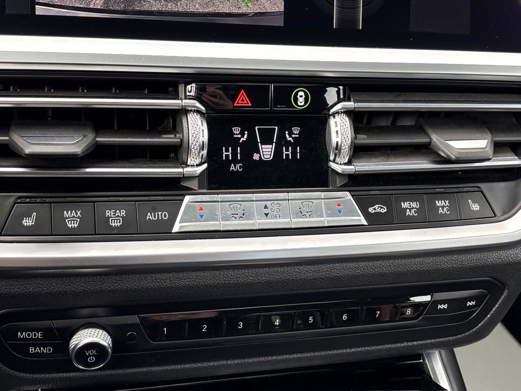 Used 2019 BMW 330i xDrive Sedan w/ Convenience Package image 18