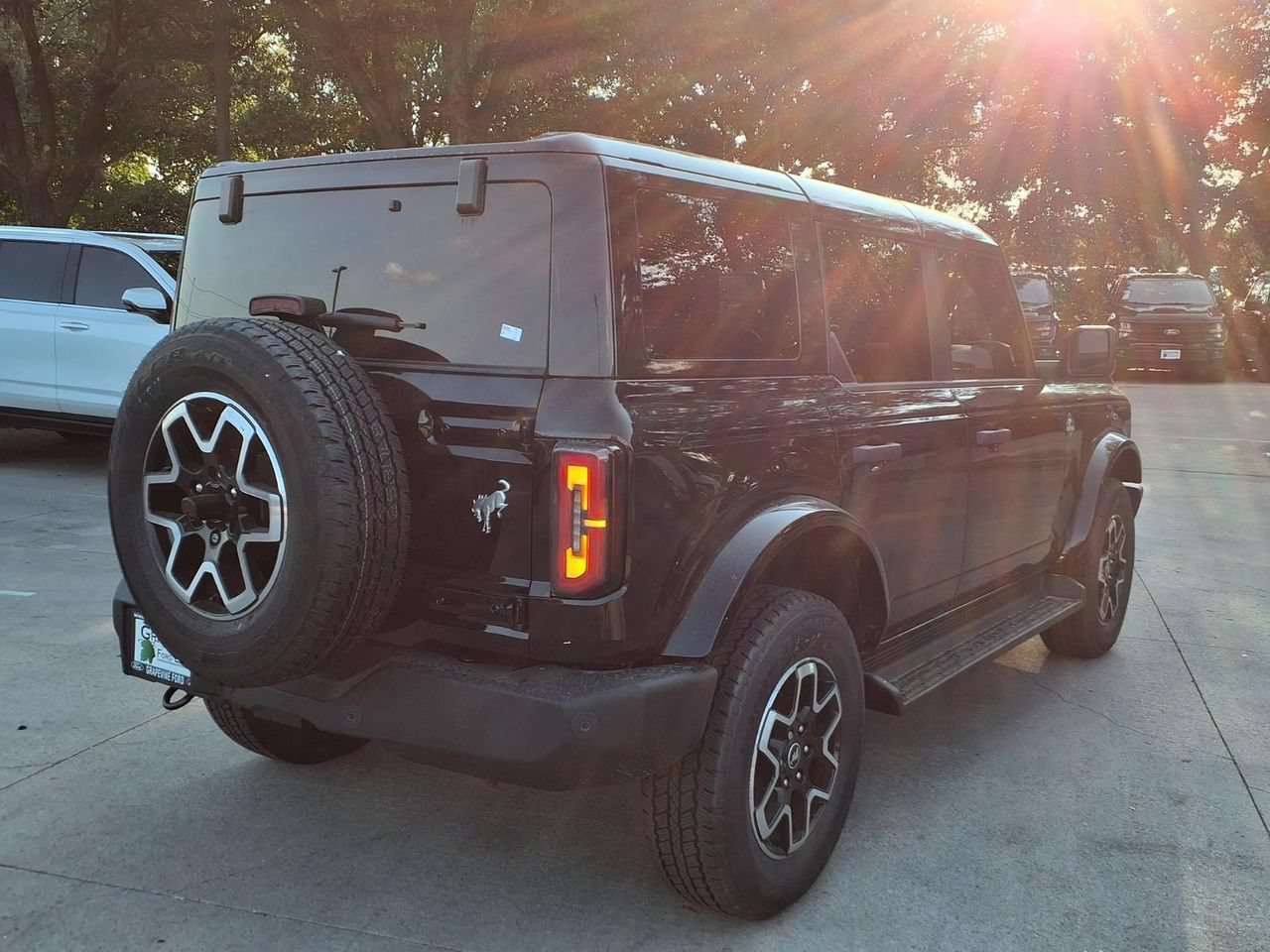 New 2026 Ford Bronco Outer Banks AWD/4WD image 4