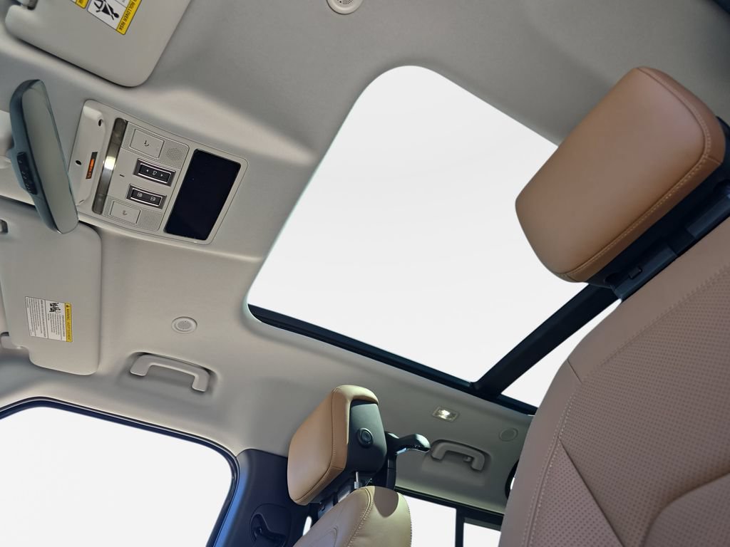 New 2026 Land Rover Defender 110 S AWD/4WD image 30