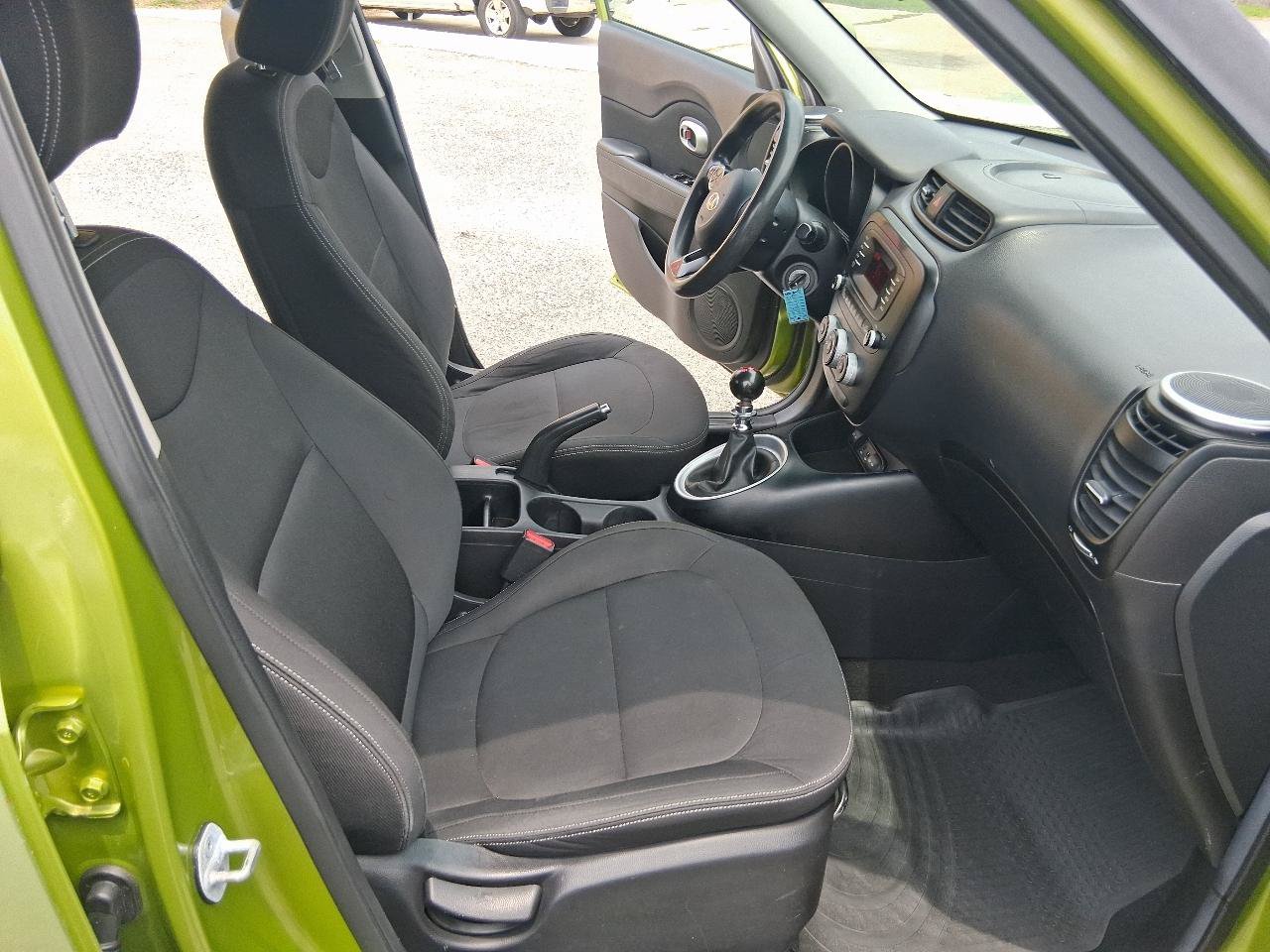 Used 2014 Kia Soul FWD image 18