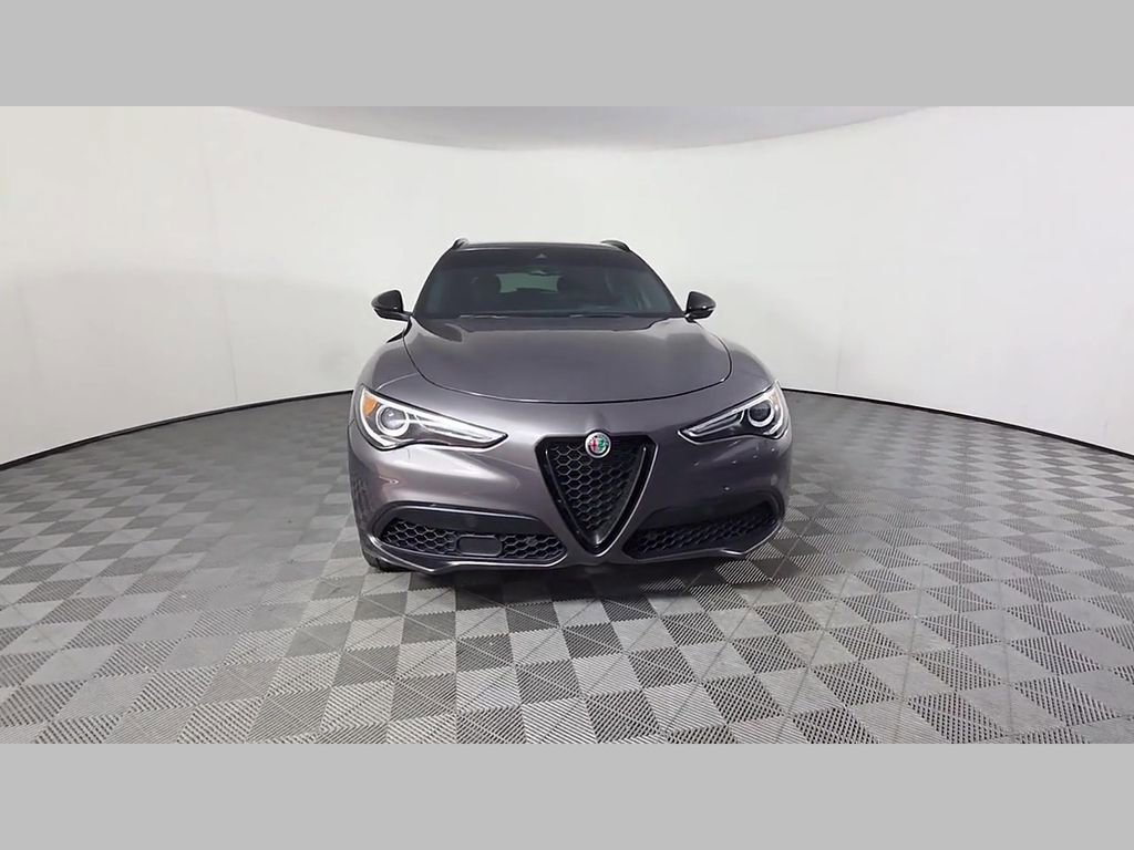 Used 2023 Alfa Romeo Stelvio Veloce AWD/4WD image 53
