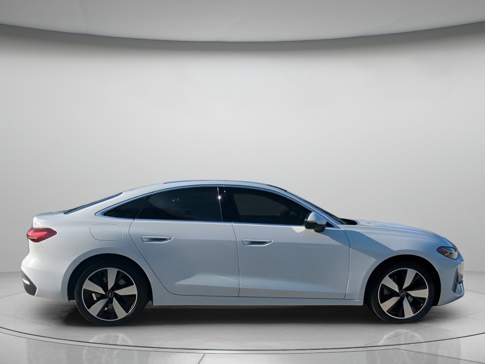 Used 2025 Audi A5 2.0T Premium Plus AWD/4WD image 32