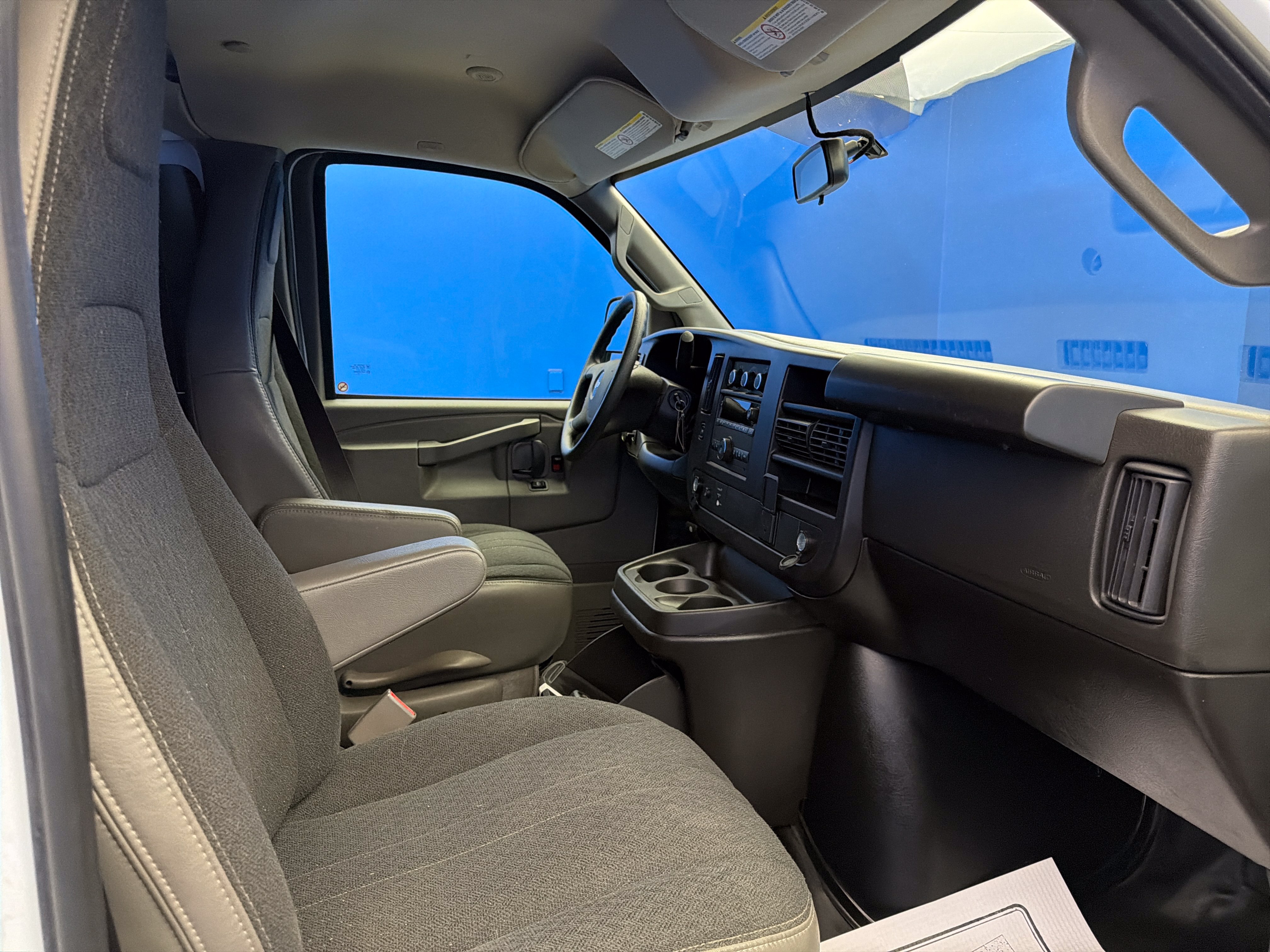Used 2024 Chevrolet Express 2500 w/ Driver Convenience Package RWD image 21
