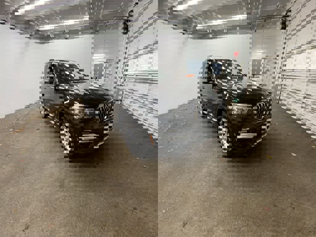 Used 2018 BMW X3 xDrive30i image 8