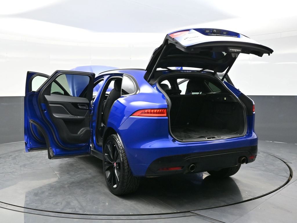 Used 2018 Jaguar F-PACE S AWD/4WD image 38