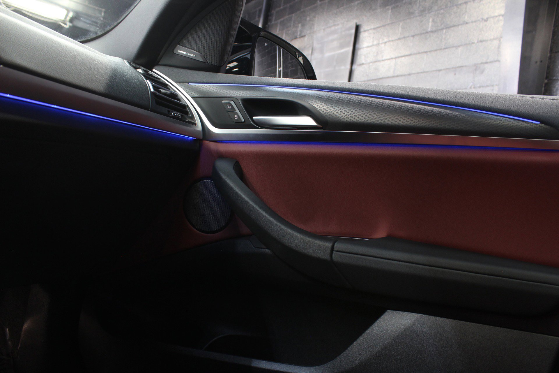 Used 2024 BMW X3 M40i w/ Premium Package image 71