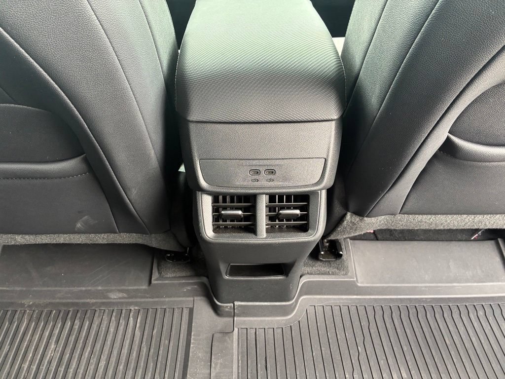 Used 2026 Chevrolet Equinox LT w/ Convenience Package II AWD/4WD image 46