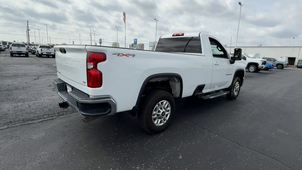 Used 2024 Chevrolet Silverado 2500 LT AWD/4WD image 8