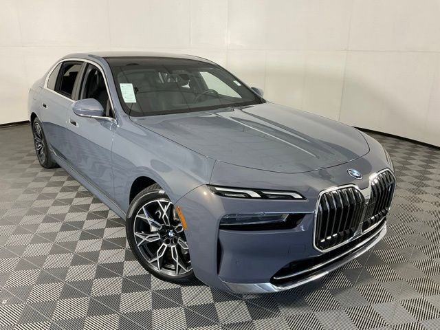 Used 2024 BMW i7 xDrive60 image 49