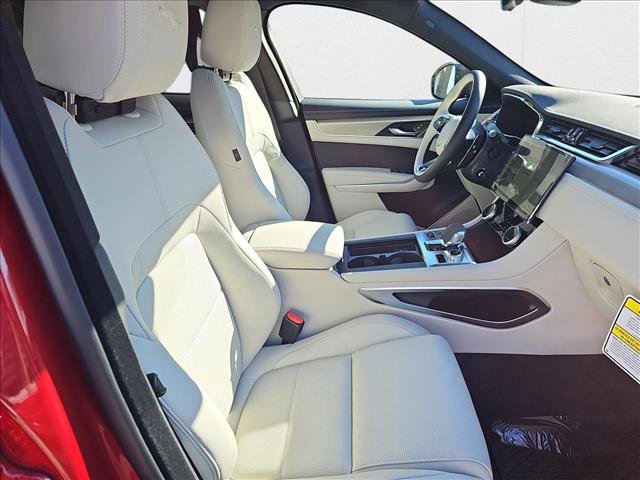 New 2025 Jaguar F-PACE R-Dynamic S image 7