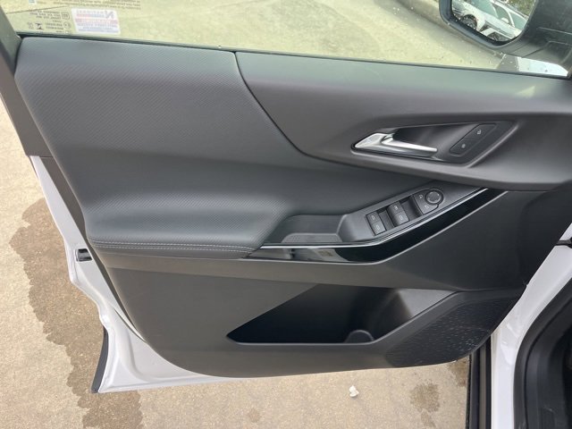 New 2026 Chevrolet Equinox LT w/ LPO, Floor Liner Package image 13