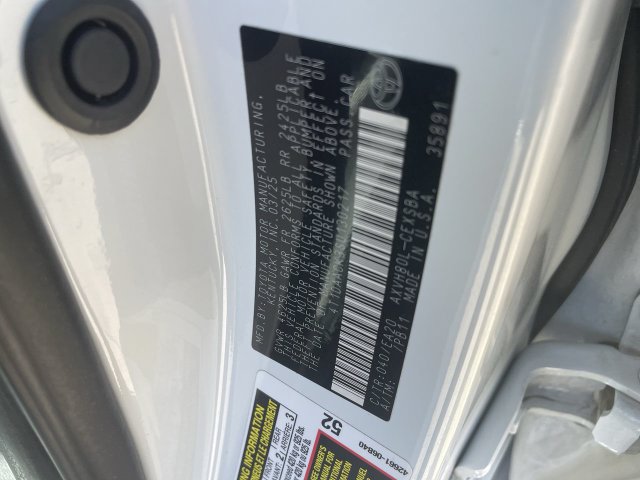 Used 2025 Toyota Camry SE FWD image 33