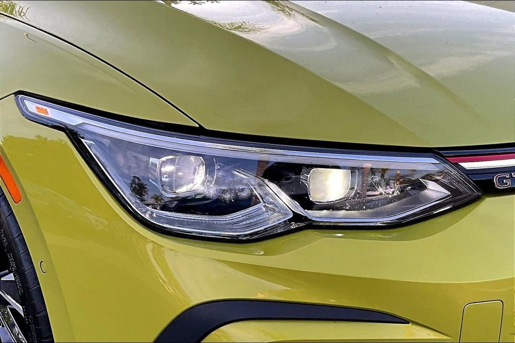 Used 2022 Volkswagen GTI Autobahn image 29