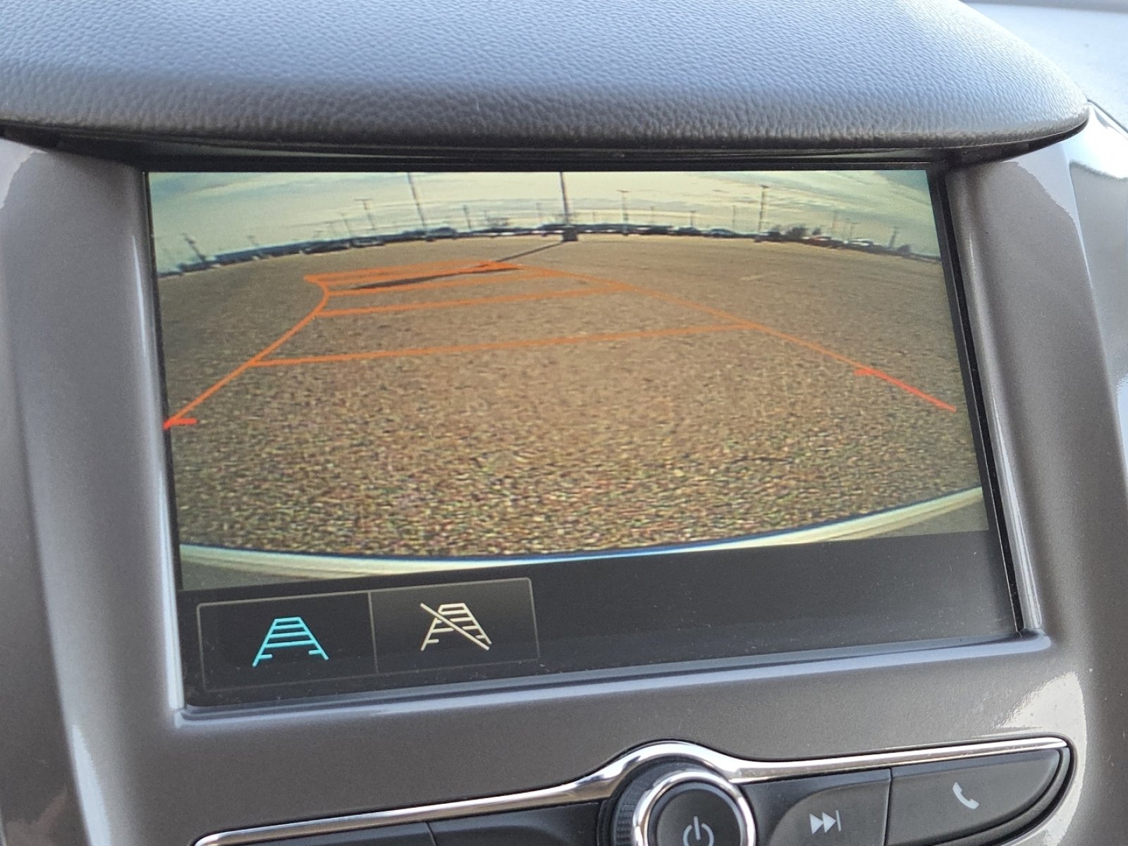 Used 2017 Chevrolet Cruze LT image 5