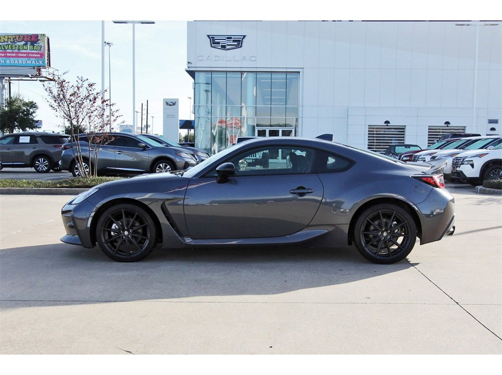 Used 2023 Toyota GR86 Premium image 3