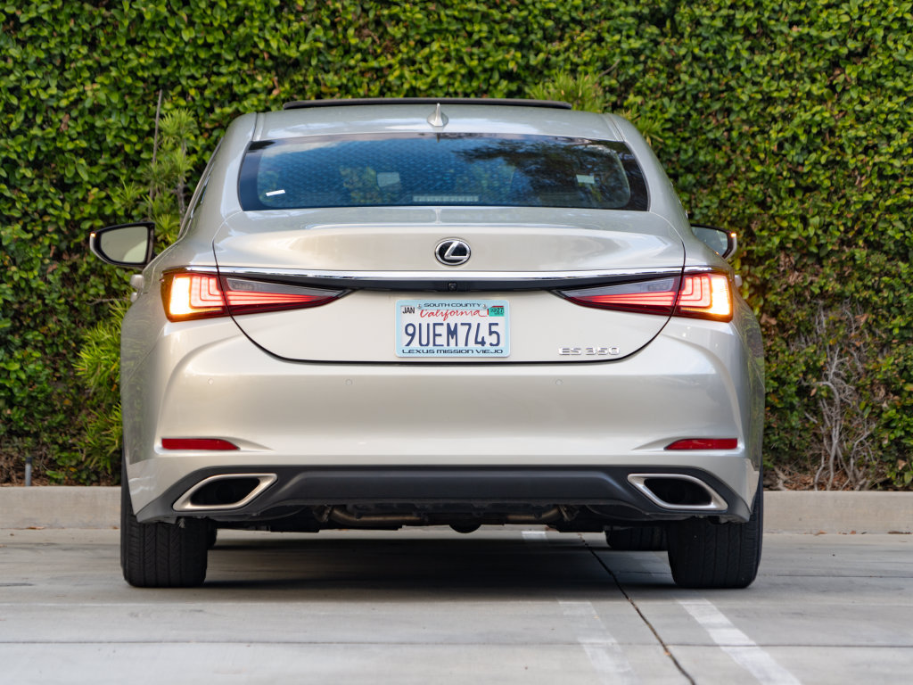 Certified 2025 Lexus ES 350 w/ Premium Package FWD image 11
