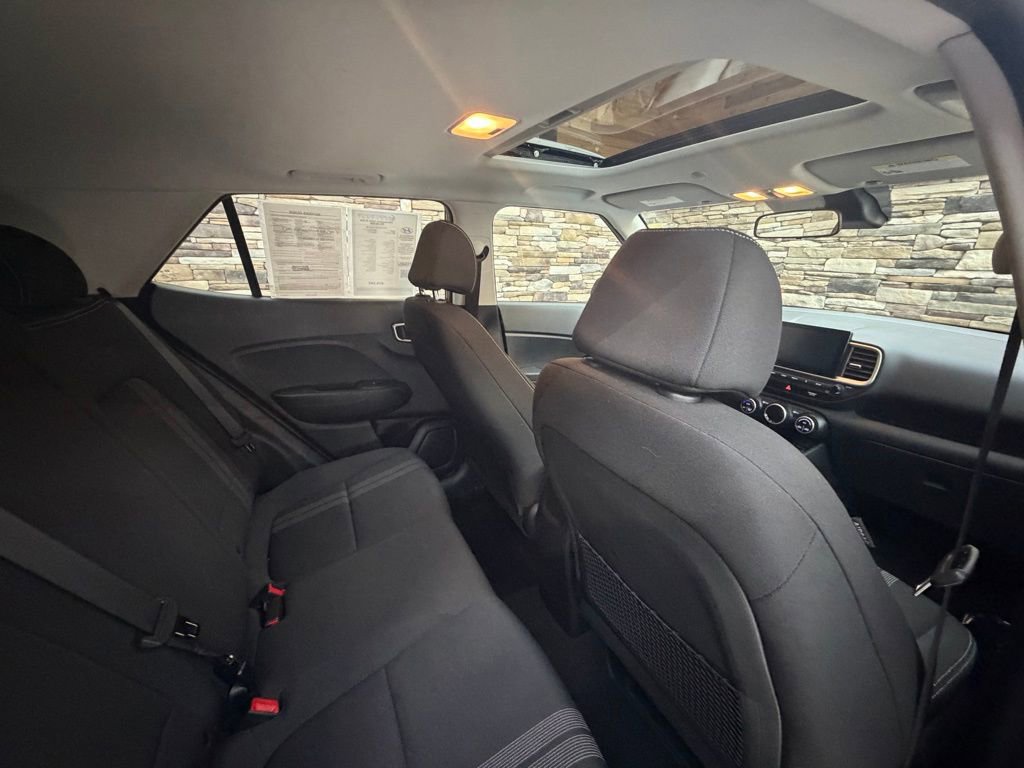 Certified 2023 Hyundai Venue SEL image 27