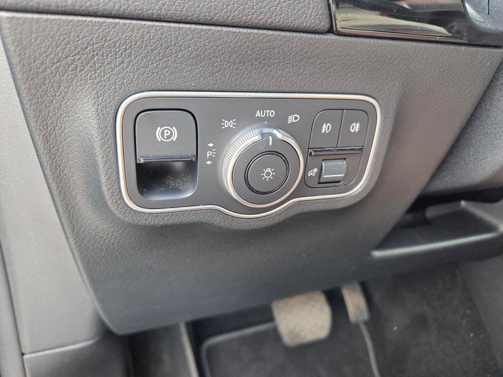 Used 2024 Mercedes-Benz GLA 250 image 22