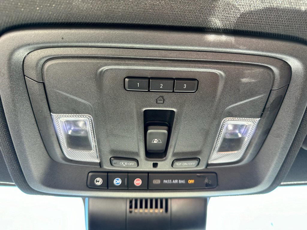 Used 2023 Chevrolet Silverado 1500 High Country image 13