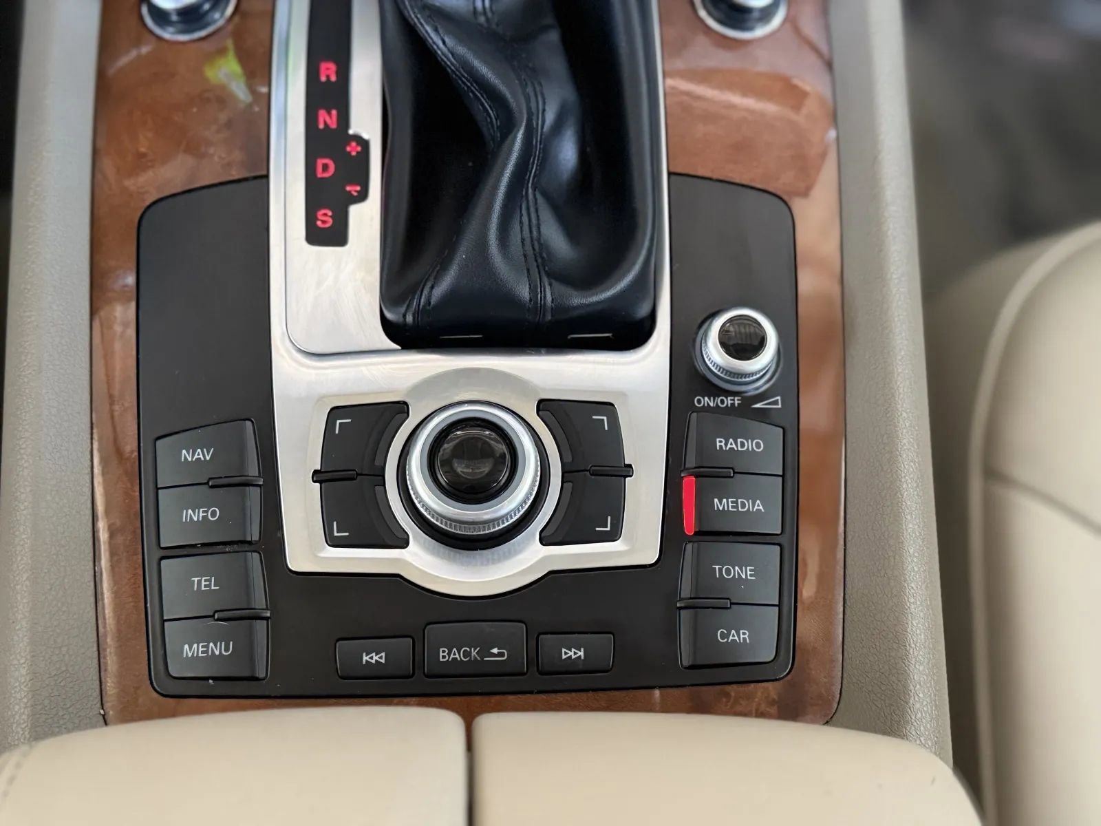 Used 2012 Audi Q7 TDI Premium Plus image 41