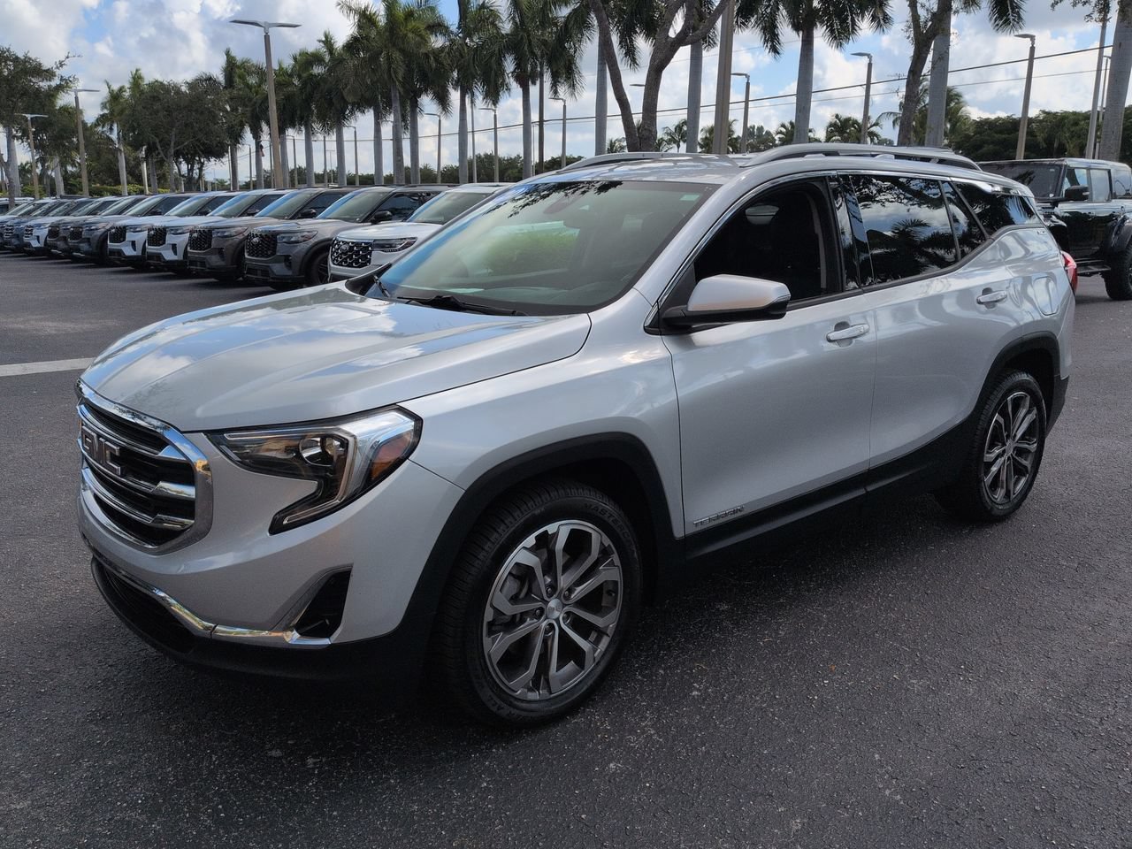 Used 2020 GMC Terrain SLT w/ Preferred Package FWD image 8