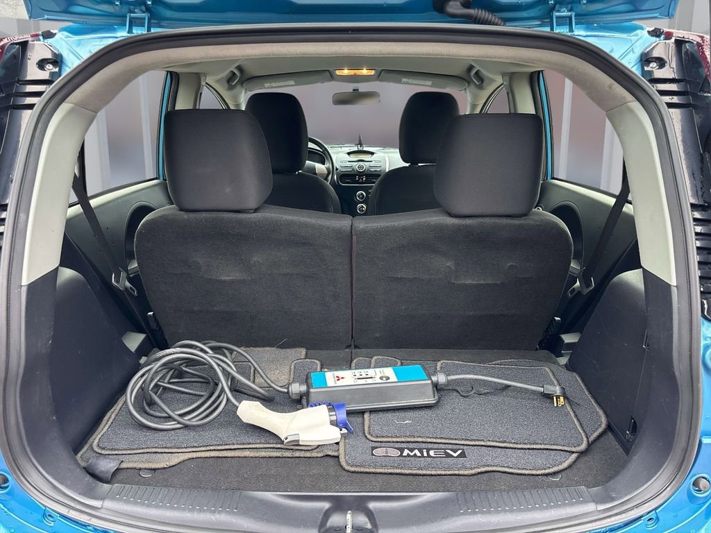 Used 2016 Mitsubishi i ES RWD image 9