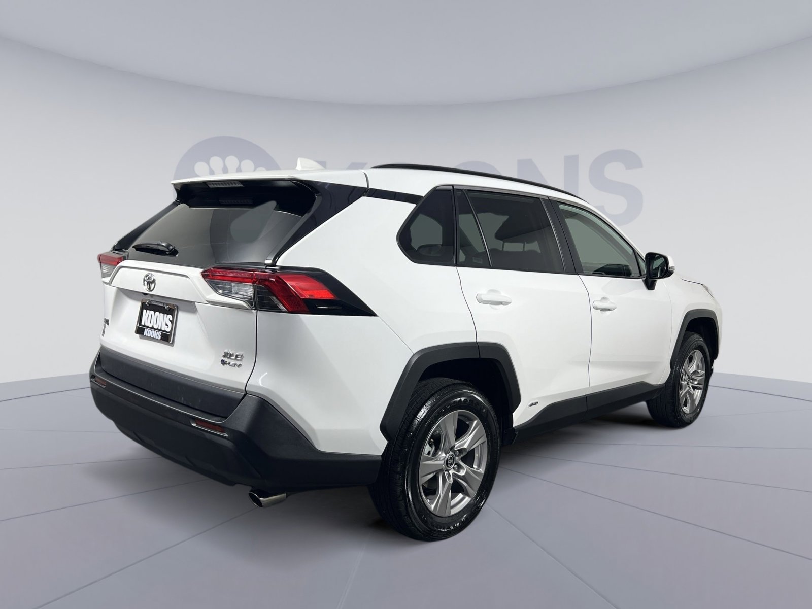 Used 2025 Toyota RAV4 XLE image 7
