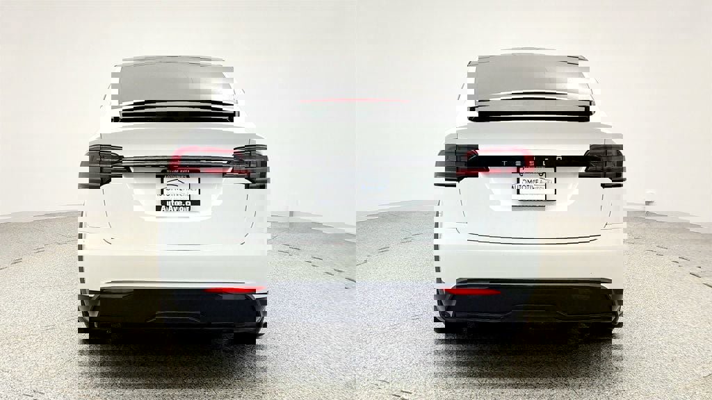 Used 2024 Tesla Model X image 6