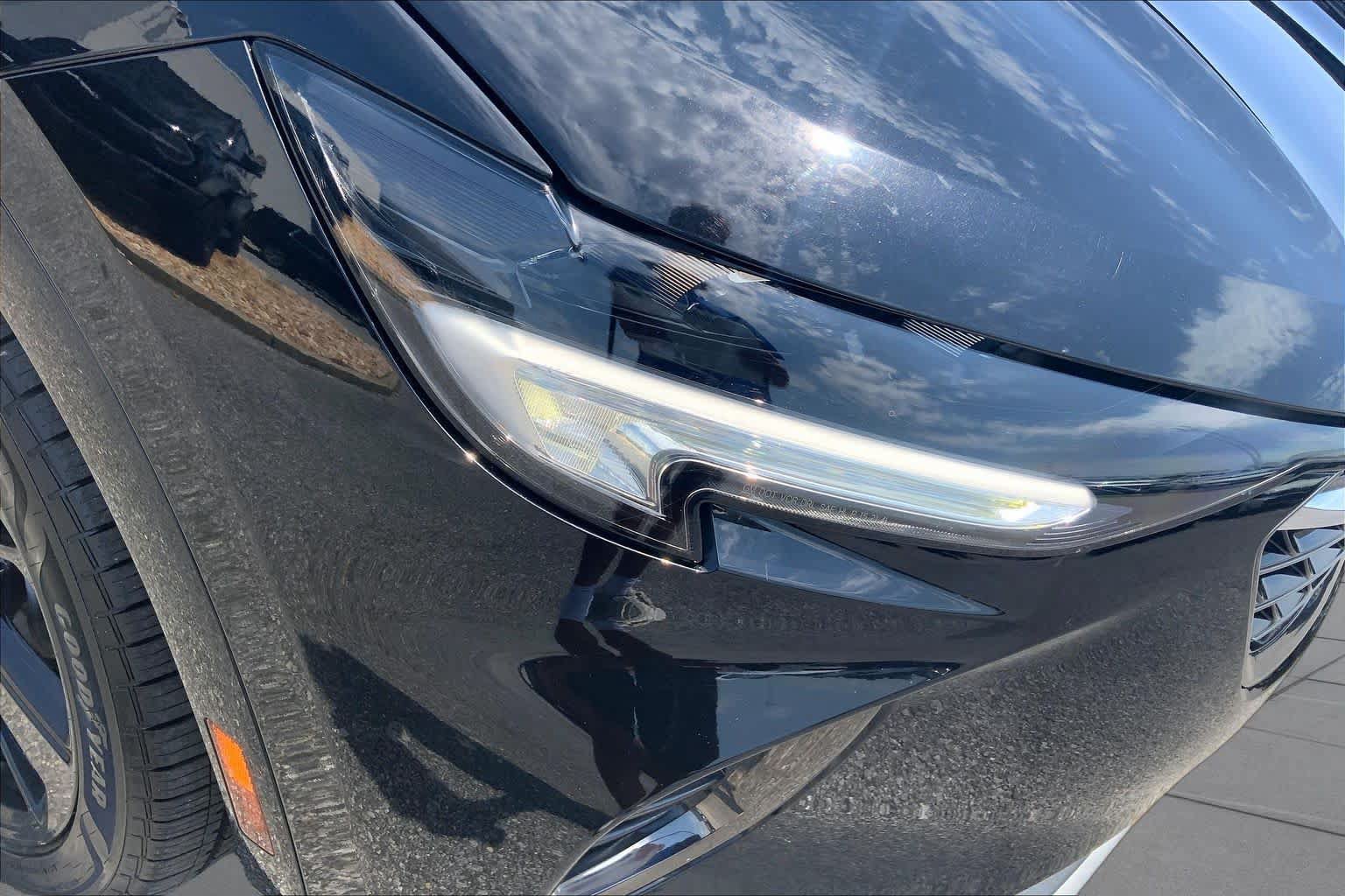 Used 2021 Buick Envision Essence w/ Sport Touring Package FWD image 28