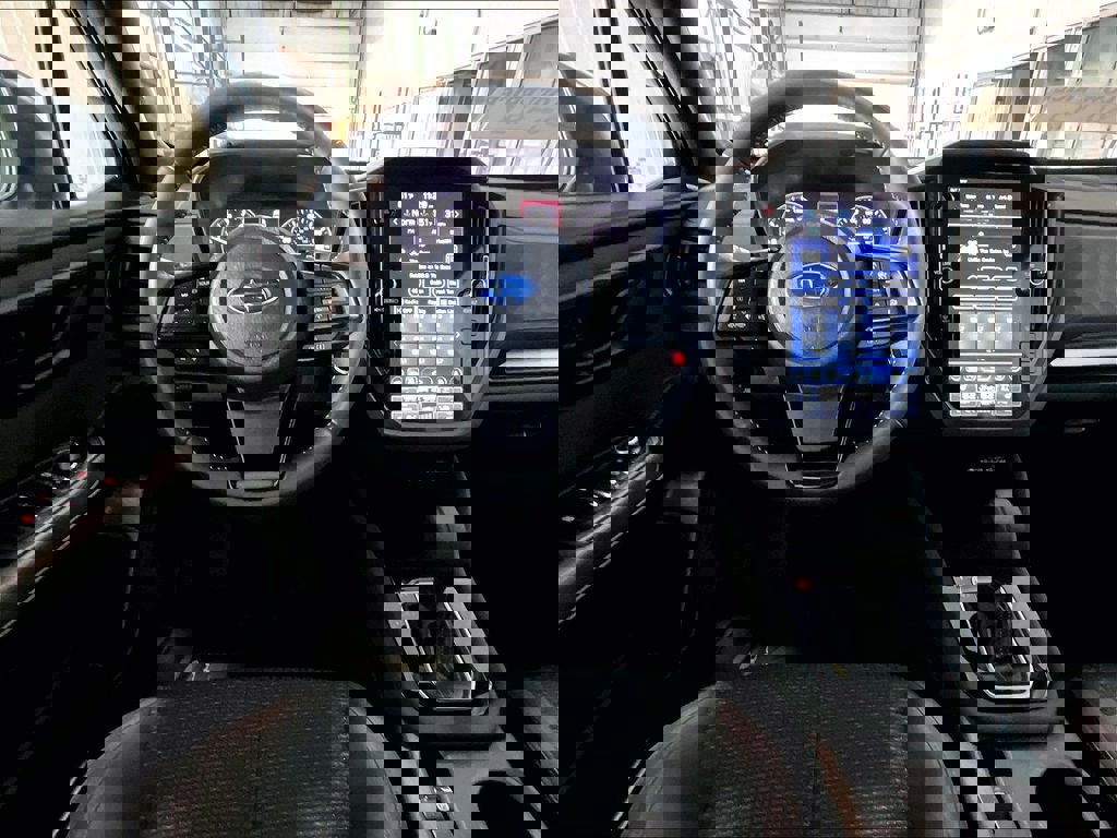 Used 2025 Subaru Forester Premium AWD/4WD image 17