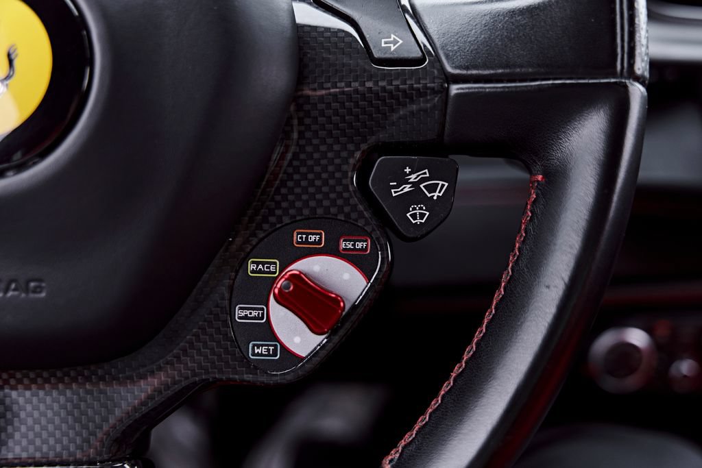 Used 2018 Ferrari 488 GTB RWD image 68