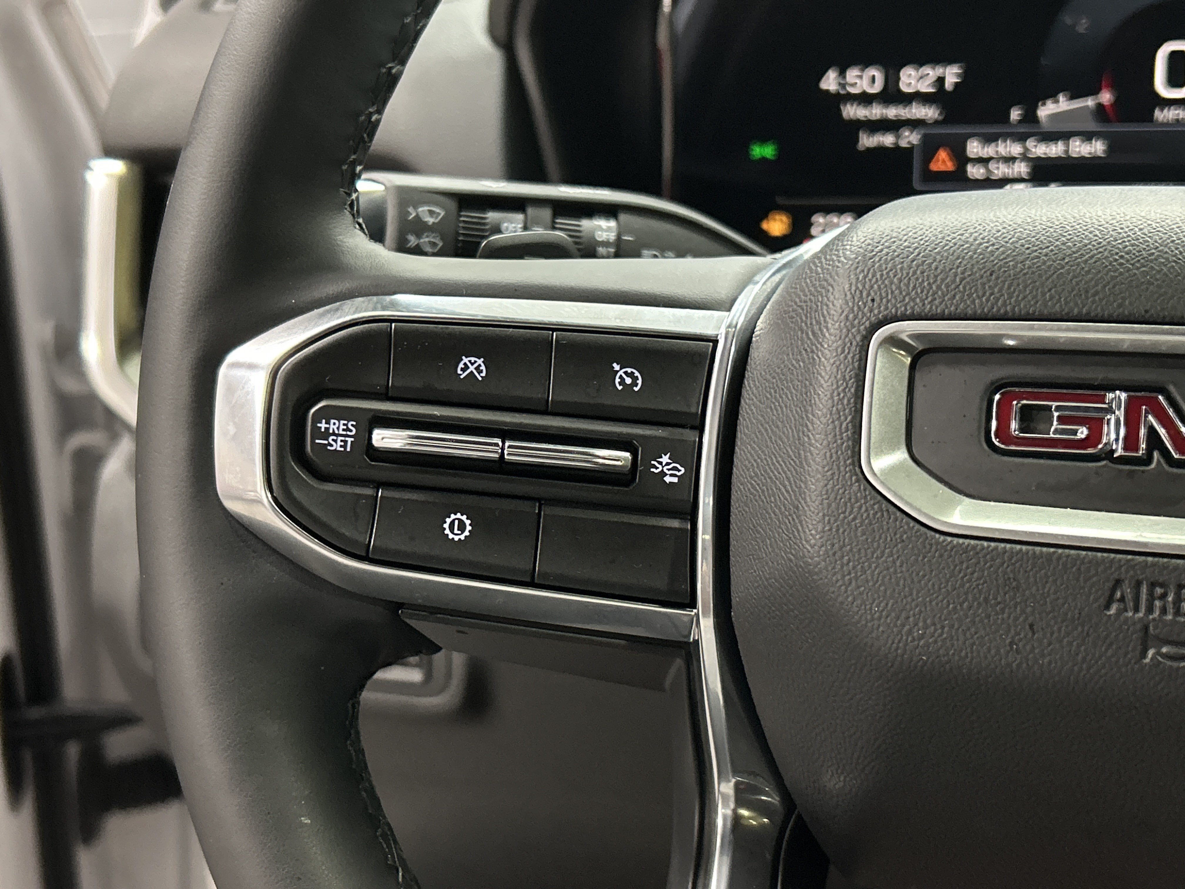 Used 2025 GMC Terrain Elevation AWD/4WD image 19