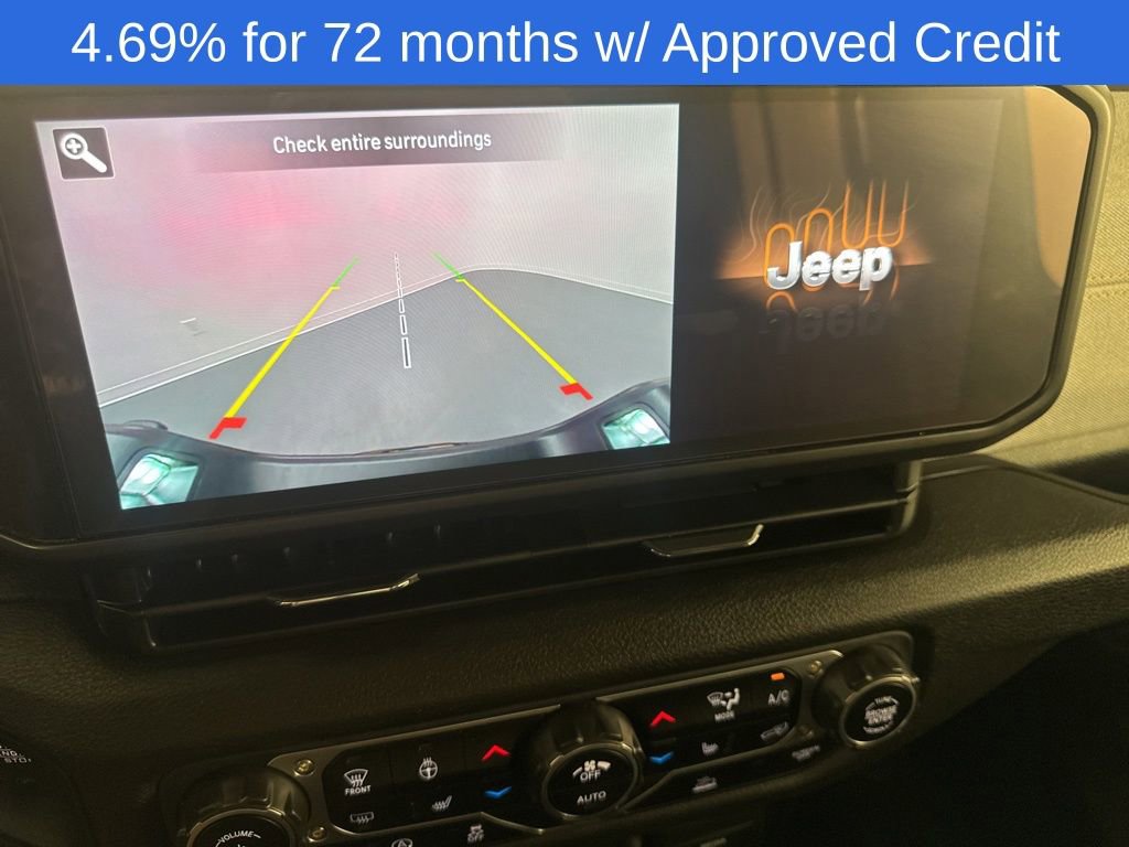 Used 2024 Jeep Gladiator Sport image 26