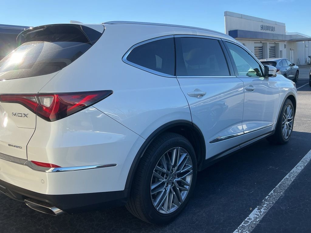 Used 2022 Acura MDX SH-AWD w/ Advance Package image 4
