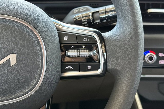 New 2026 Kia Carnival LX image 31